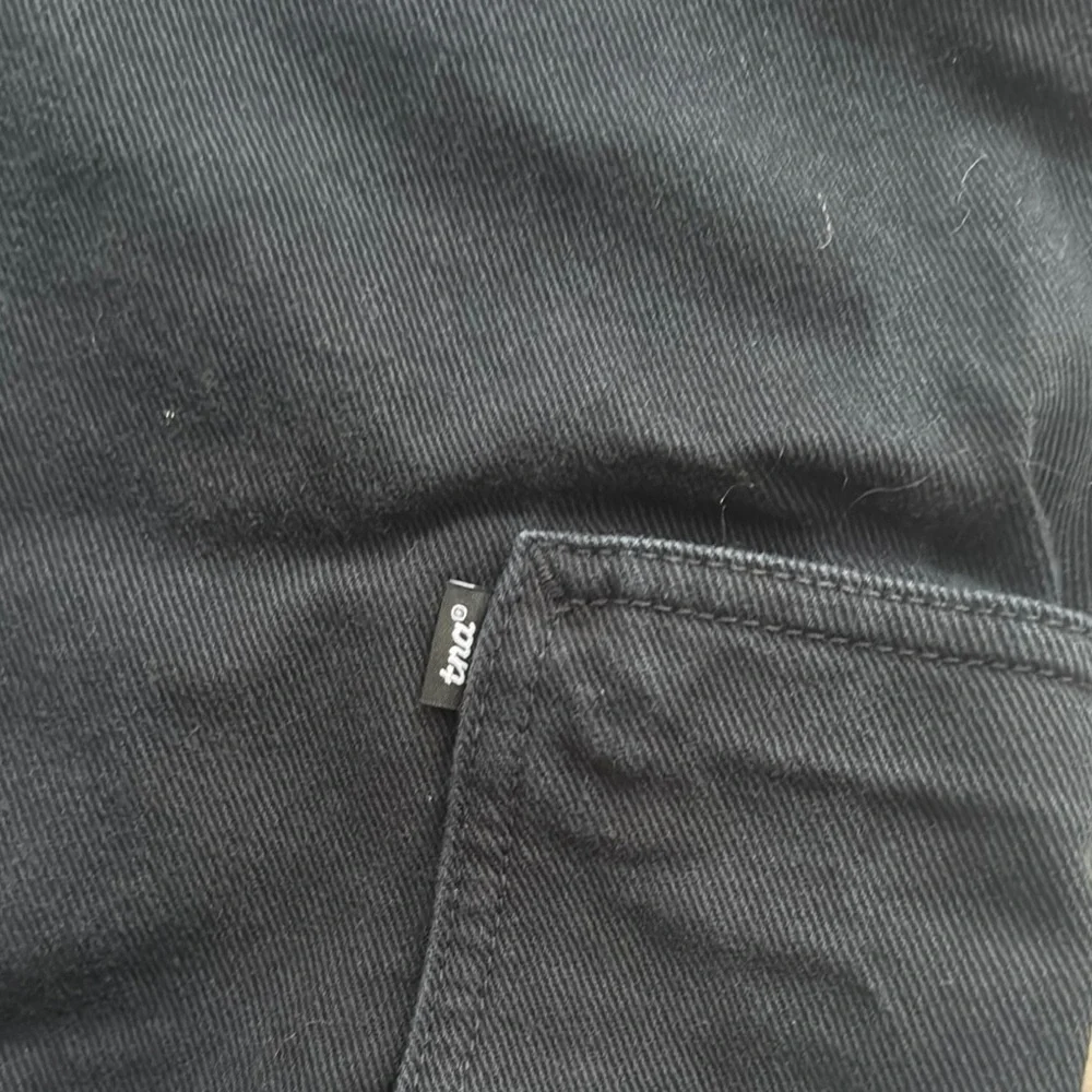 Aritzia Black Cargo Pants Utilitarian Style - Picture 4 of 5
